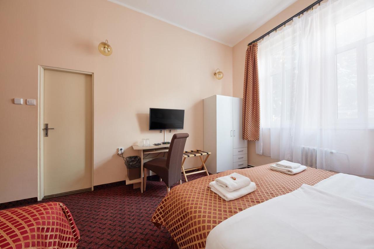 Hotel Roosevelt Litomerice Exterior photo