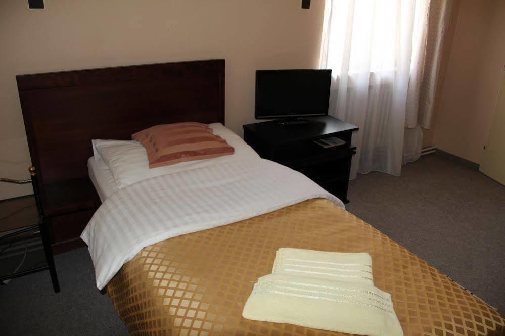 Hotel Roosevelt Litomerice Exterior photo